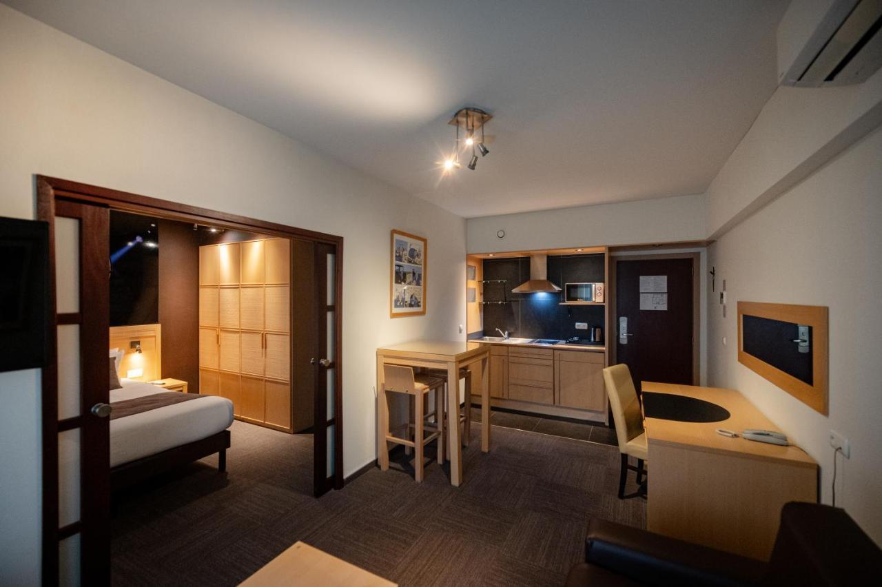 Hotel & Aparthotel Casteau Resort Mons Soignies Eksteriør billede